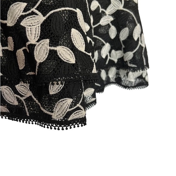 Shani Elegant Black White Lace Dress, Size 12, Knee Length, Fully Lined. - Picture 12 of 16